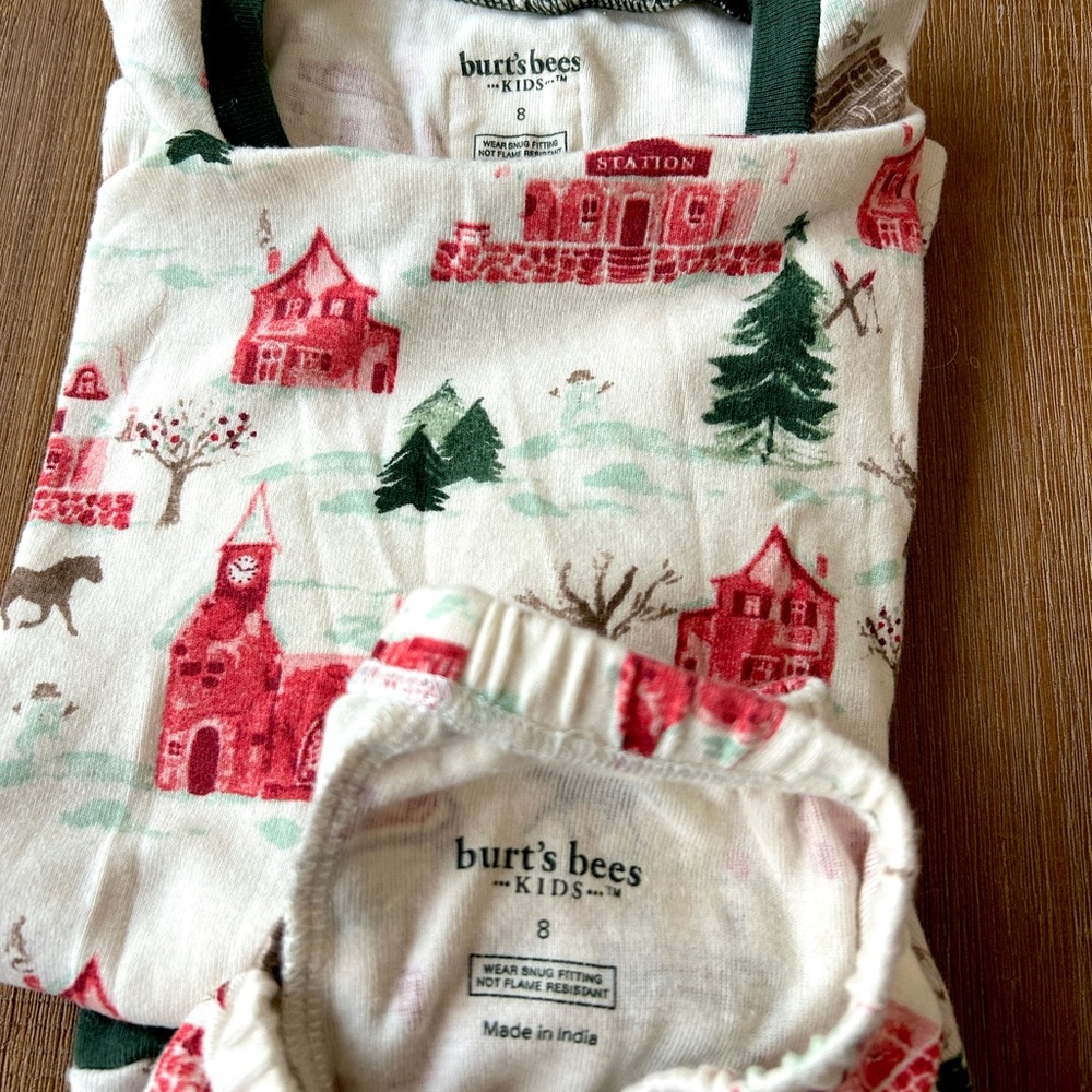 Burt's Bees Matching Kids Pajama Sets - Picture 2 of 9
